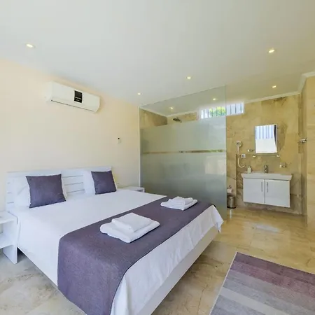 Lumiere 3 Luxurious 5 Bed In Kiziltas With Sea Views *